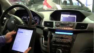 How to Pair an iPad to Your 2013 Honda Odyssey [upl. by Allin]