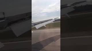 Aéroport Malaisie Kuala Lumpur2024 asmrduetshortsvideosubscribebeautifulالحرممكهالعمره [upl. by Atelra506]