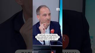 quotRaphaël Glucksmann vous avez déjà fumé un petit pétard dans votre vie quot [upl. by Eirovi]