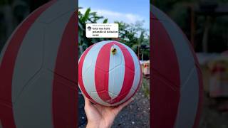 Bola plastik di isi balon 🔥🔥 football bola futsal sepakbola footballskills [upl. by Nahtanaoj810]