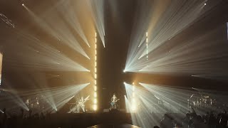 RADWIMPS  桃源郷 Official Live Video from quotFOREVER IN THE DAZE TOUR 20212022quot [upl. by Tirma]