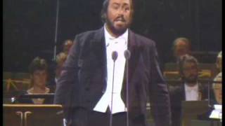 Pavarotti Questa o quella [upl. by Cooe]