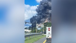 Which way is the wind blowing the plume of the Rockdale County chemical fire [upl. by Oiruam]