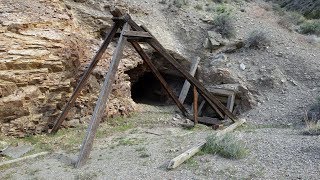 Exploration of a Small Abandoned Mine Near Randsburg [upl. by Elwira762]