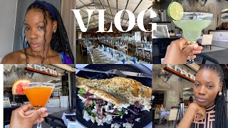 VLOG Pedi amp Foot scrub Lunch with Adi Year Ends Thai Massage Wedding amp Shopping [upl. by Airrehs261]