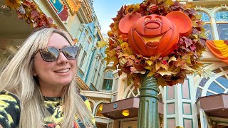 Magic Kingdom Last Fall Visit of 2023 Low Crowds Rides Snacks Sunsets amp Mickey Pumpkins [upl. by Liamaj192]