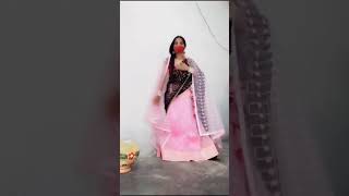 Lamba lamba ghunghatshortvideotrendingyoutubeshortsshortsviralvideo bollywooddanceharyanvi [upl. by Burnside785]