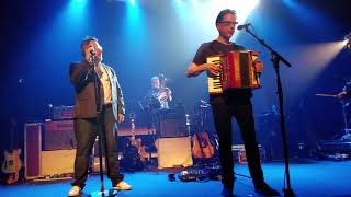 They Might Be Giants Shoehorn With Teeth live 41318 New Haven [upl. by Assiral]