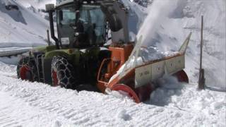 Claas Xerion 3800 VC am Großglockner [upl. by Ricketts]