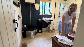 Flylady Morning Routine  Swish And Swipe Wet Room  Clean With Kate flyladysystem cleanwithme [upl. by Nordin]