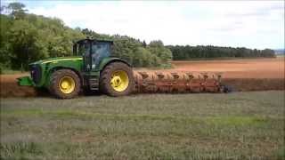 John Deere 8230  Kverneland esavomere Aratura in Francia 2014 [upl. by Zzabahs349]