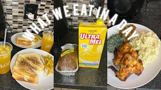 VLOGTOBER What a res couple eat in a day [upl. by Ahsilra]