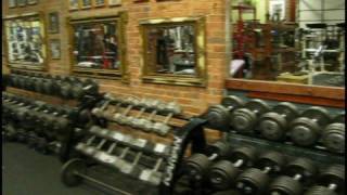 quotBodybuilder Flips Outquot tours Pearl Street Gym [upl. by Hudson117]