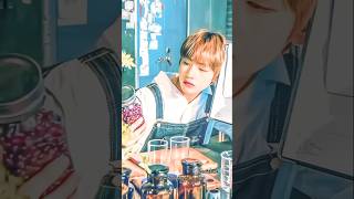 Kimtaehyung 💞💞 cute 🥰🥰🥰 pic video 📸 I love 💕💕shortvideo bts btsvlover kimtaehyung army [upl. by Ahsuoj]