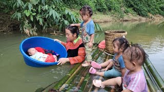 Giang Thi Ty helping a baby floating in the river  single mother [upl. by Aztilem]