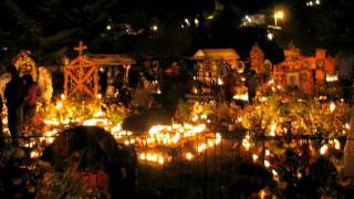 Ofrenda del Día de Muertos México  Zaragoza 2011 [upl. by Otsugua]