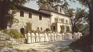 Gregorian Chants Honor and Praise Holy Spirit  the Hymn of the Benedictine Monks from Monastery [upl. by Idnahr849]