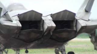 F22 thrust vectoring nozzles [upl. by Aala]