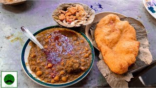 Delhi ke sabse alag Chole Bhature Indian Street Food at its best [upl. by Alletniuq]