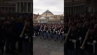 Scuola Militare Nunziatella Giuramento 2016 ingresso in Piazza Plebiscito [upl. by Eilsel267]