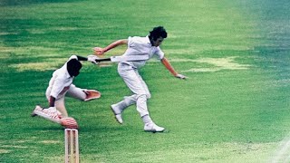 Sunil Gavaskar v John Snow Lords Test Match 1971 [upl. by Nolly264]