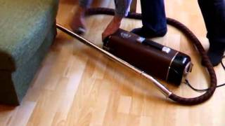 ELECTROLUX ZA30 vacuum cleaner 1939  1942 1945  1948 [upl. by Ilaw]