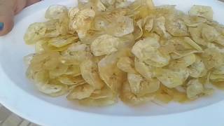 कच्चे केले के चिप्स बनाने की विधि Banana Wafers Recipe In Hindi [upl. by Aldric]