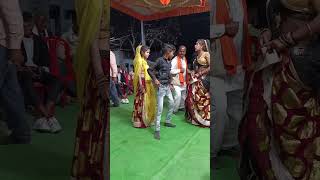 Bari bari umar tumari trending bundeli rai dance vairal instagram bundelirai bundelkhandi [upl. by Hardman91]