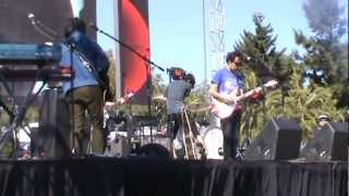 los Bunkers  bailando solo prueba de sonido [upl. by Lacram94]