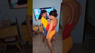 Guerra de barrigas funny comedy funnyvideos viral shorts [upl. by Amalee]