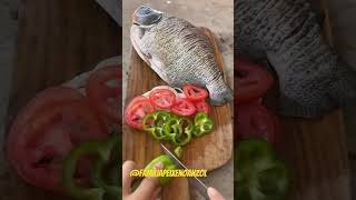 Peixe recheado fishingvideo pesca peixe [upl. by Aset488]