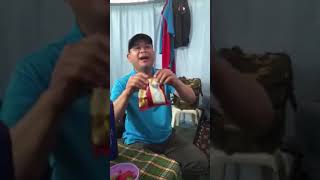 Kuya Jobert  How To Eat Sitsirya [upl. by Nirihs]