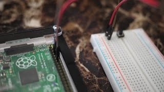 Delphix Push Button Refresh with a Raspberry Pi [upl. by Refitsirhc]