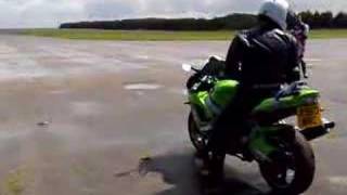 ZX9R top speed test [upl. by Nannarb]