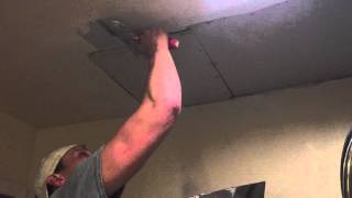 Fail How to spackle a ceiling SHORTS [upl. by Aisatal]