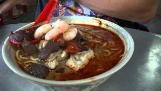 Curry Mee Lee Huat Cafe Batu Lanchang Food Hunt PHv2 P125 [upl. by Islean]