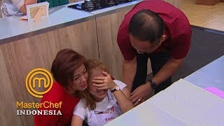 MASTERCHEF INDONESIA  Kejutan Spesial Dari Keluarga  Gallery 12  21 April 2019 [upl. by Bayer]