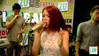 Elena Gheorghe  De neinlocuit Live la Radio ZU [upl. by Ahsinyt]