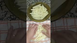 PAPAS FRITAS 🍟en la Air Fryer shorts [upl. by Adeuga]