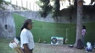 Giuseppe Bianchi Papetto Traditional Archery Shooting TIRO ISTINTIVO [upl. by Rattan384]