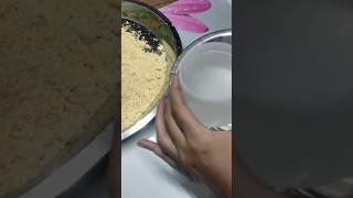 Makki Ki Roti😋 short viral makkakiroti makkikirotirecipe shortsfeed makkakiroti makkediroti [upl. by Deeyn]