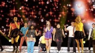 Glee The 3D Concert Movie  Movie Review [upl. by Mehetabel]