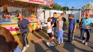 Pietro Lombardi besucht mit Sarah und Sohn Alessio die Happy Colonia Köln [upl. by Nahtanod278]