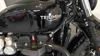 Triumph Bobber Black [upl. by Nivat]