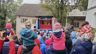 Kloster Andechs Die Zaubermenschen Kasperlmobil schießen ein Kind zum Mond [upl. by Aymer]