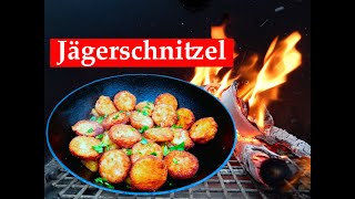 Knuspriges DDR Jägerschnitzel Sauerkraut und Kartoffeln aus dem Kazan Dutch Oven [upl. by Eniad]