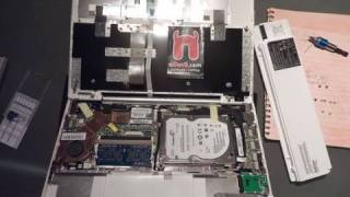 Asus Eee PC 1018P RAM Upgrade and dissecting [upl. by Arreis]