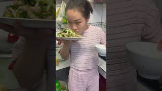 Cooking Steamed Chicken Feet with Scallions [upl. by Oirogerg259]