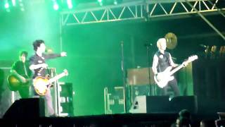 Green Day  Introducing Jason White amp Mike Dirnt Live  Wembley 190610  HD 720p [upl. by Hymie]