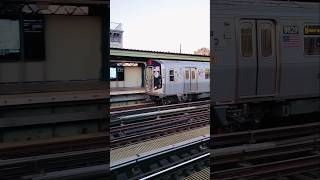 R160 M Train arriving at Hewes St mta train r160 mtrain shorts [upl. by Whittemore]